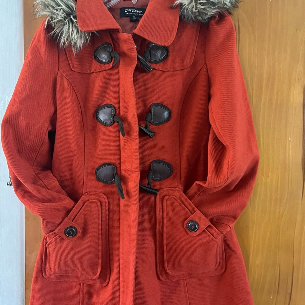 CoffeeShop Women's Red Toggle Trench Coat with Faux Fur